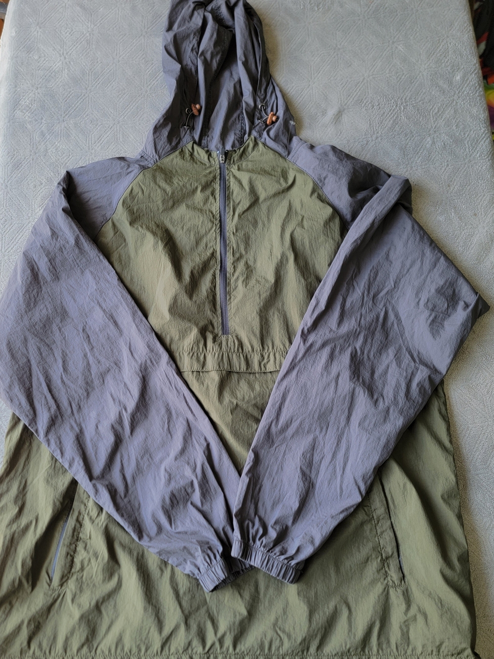 KNQR PRO Two-Tone Windbreaker Jacket - Olive & Gray